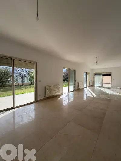 Apartment For Sale in Rabieh - شقة للبيع في الرابية