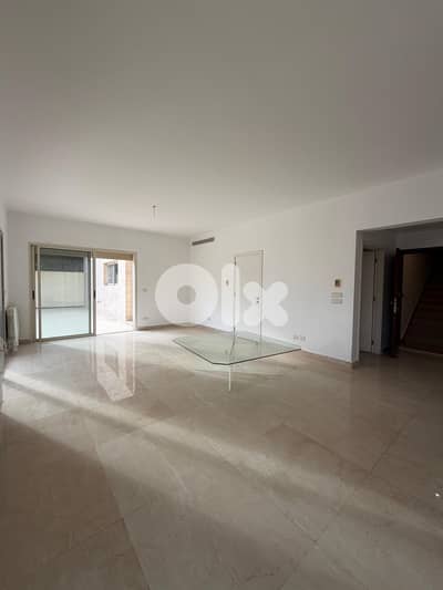 Apartment For Sale in Rabieh - شقة للبيع في الرابية
