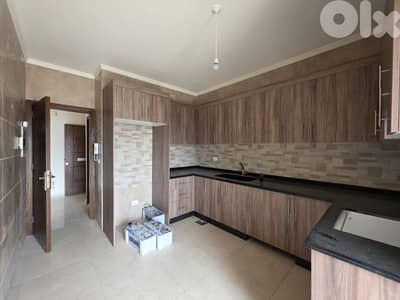 High end 2 bedroom apartement in Bsaba