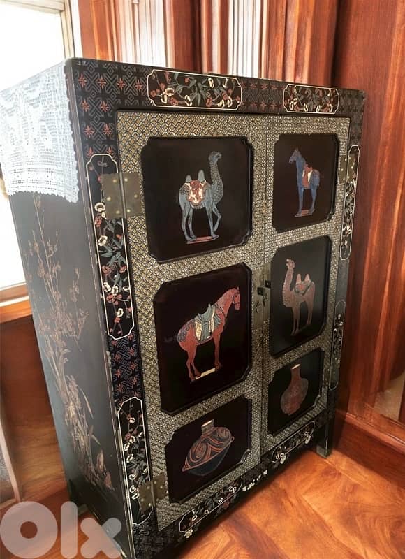antique 1960 closet - 0