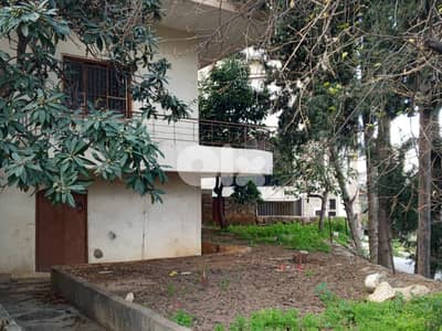 L21120 - Individual House with Land For Sale in Jbeil