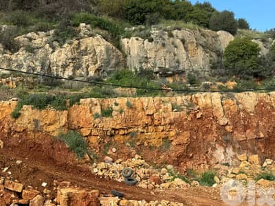 L21122 - A 1000 SQM Land For Sale in Mansourieh
