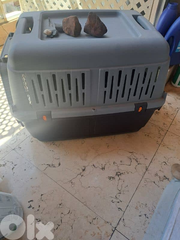 dog cage 0