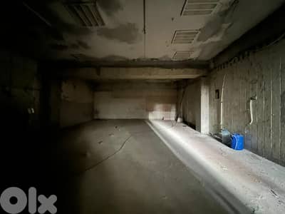 Prime Shop for Rent in Sakiet El Janzeerمحل للإيجار في ساقية الجنزير