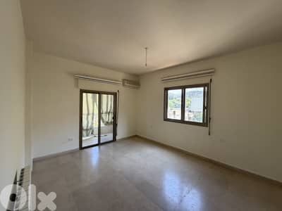 Spacious Apartment for Rent in Awkar  شقة واسعة للإيجار في عوكر