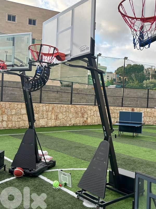 BOARD 152 x 90 cm OLYMPIC ADJUSTABLE BASKETBALL HOOP WITH IRON BASE 1