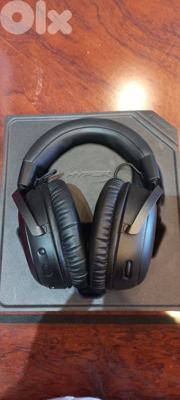 HyperX Cloud III Wireless (Black) – Excellent Condition – $90 1