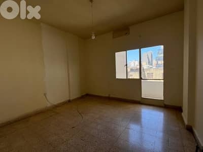 L21157 - Great Potential! Apartment For Sale in Achrafieh, Sassine