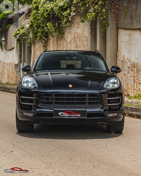 2015 Porsche Macan Turbo, Clean Carfax! 0