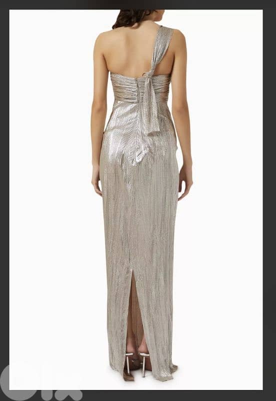 Luxury for less! Serious buyers DM me 1