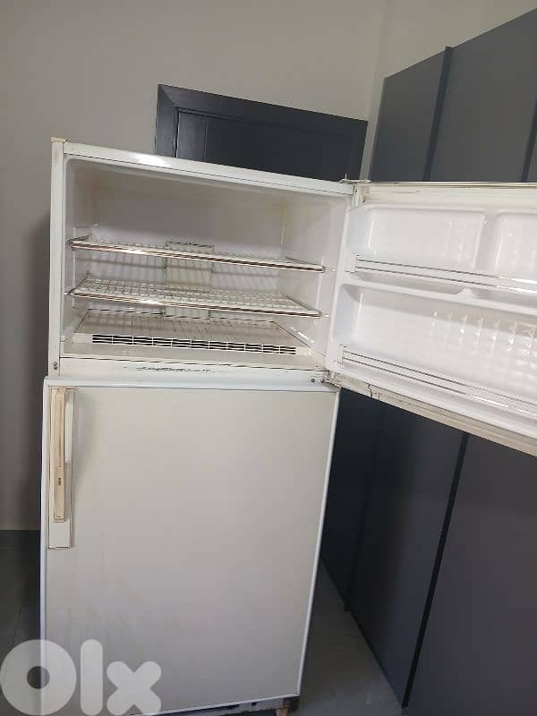 Refrigerator براد 1