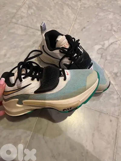 basketball shoes
