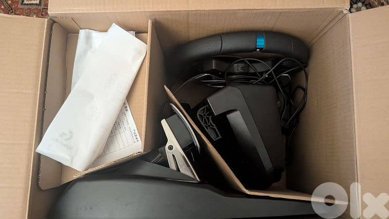 Logitech G29 steering wheel barely used like new 0
