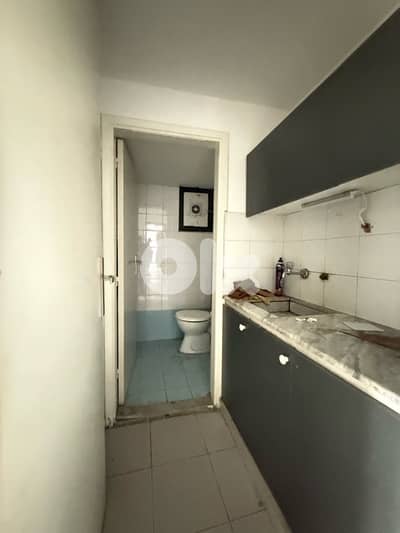 Office for rent  in Jdeideh prime location.