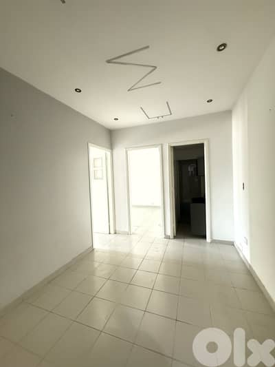 Office for rent  in Jdeideh prime location.