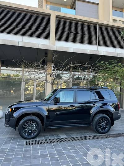 Toyota Prado 2024 R3 company source low mileage
