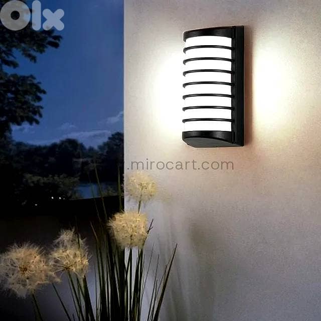 Ribbed Oval LED Wall Light — Matte Black 0