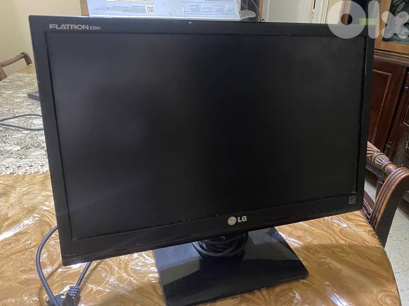 LG FLATRON E2041S-BN SCREEN 1