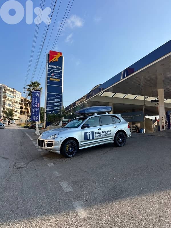 Porsche Cayenne 2010 0