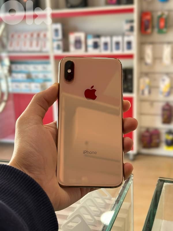 iPhone xs 1