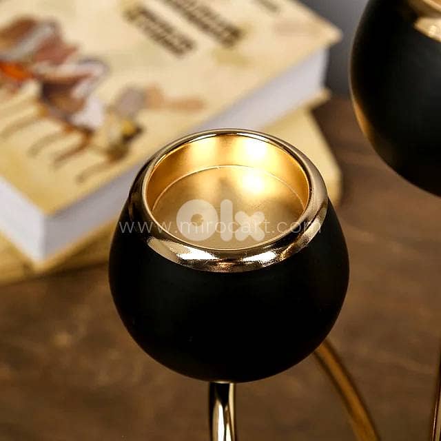 Amber Glass 3-Arm Candle Holder — Black & Gold 5