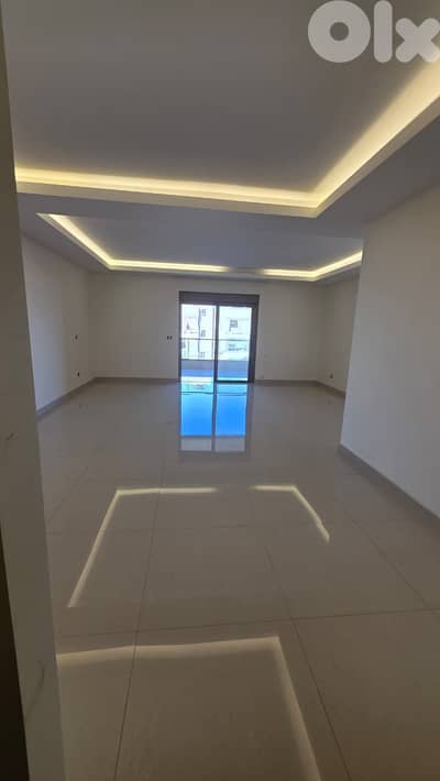 Apartment For Sale - Mazraat Yachouh-شقة للبيع - مزرعة يشوع
