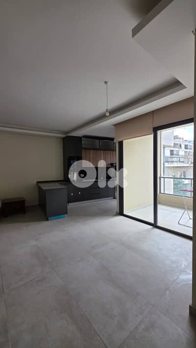 Apartment For Sale-Mazraet Yachouh-شقة للبيع -مزرعة يشوع