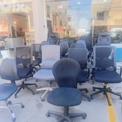 كراسي اوروبي مكاتب خزنات شبه جديد