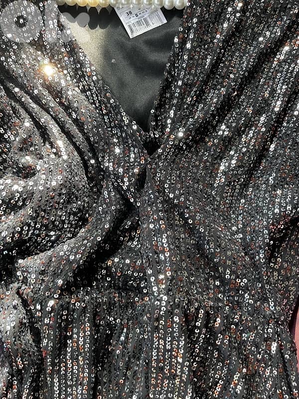NEW KIABI SEQUIN DRESS IN TAG 6