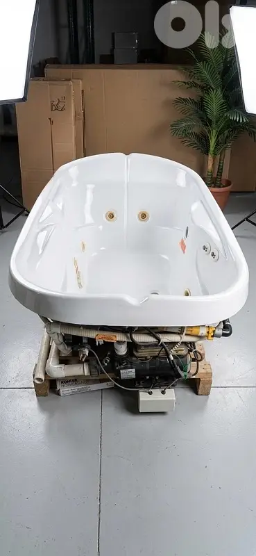Hot tub jaccuzi جاكوزي