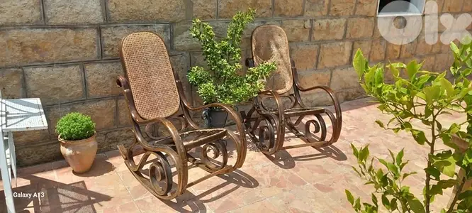 movable chairs