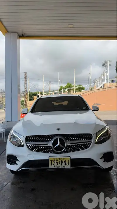 Mercedes-Benz GLC-300