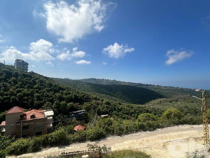 Land for Sale in Berbara 890m² with a 300m² building ONLY for 280K 4