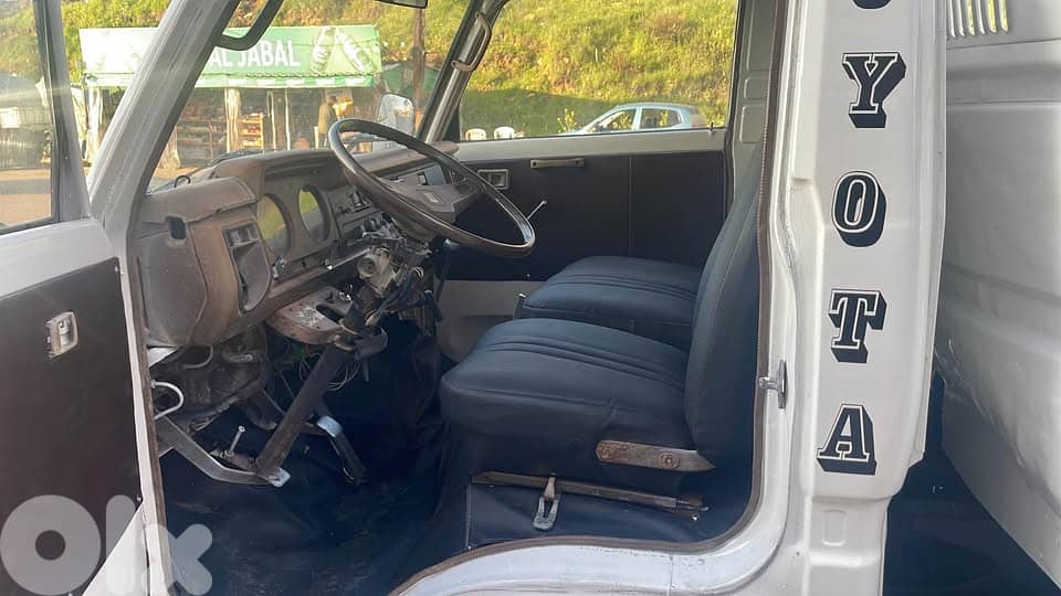 Toyota 1984 3