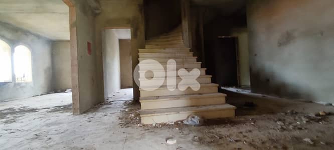 Villa + Land for sale in Aley Under Construction | Sea view