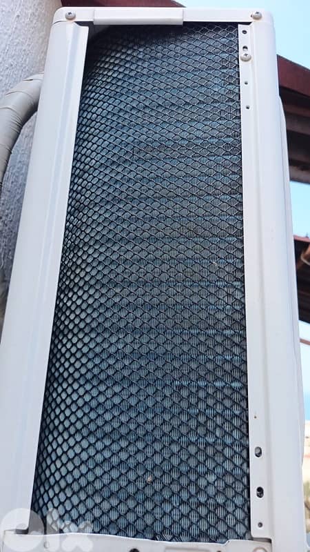 AC Used like New 4