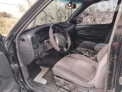 Nissan Pathfinder 1996