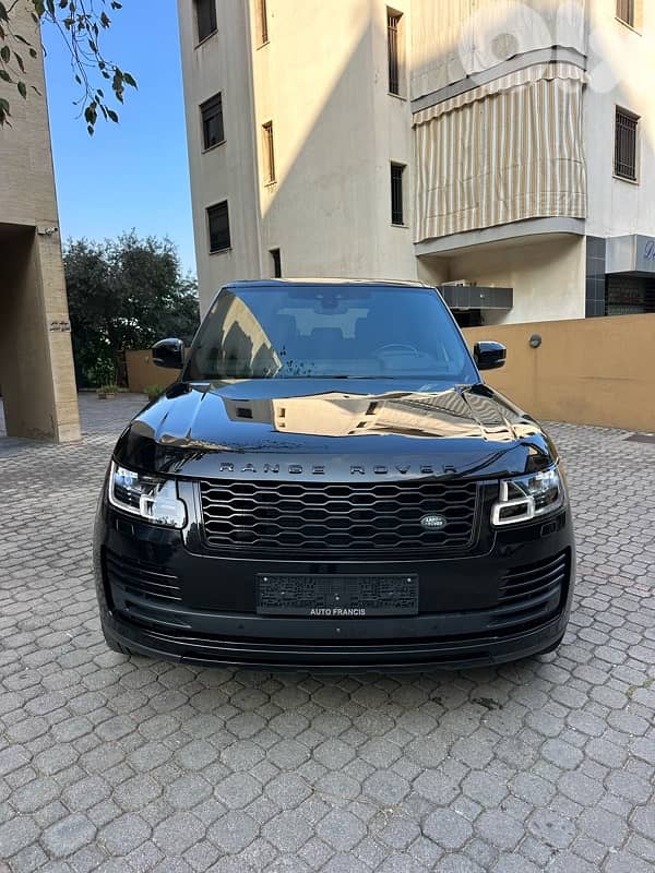 Range Rover Vogue V8 Dynamic 2018 black on black (clean carfax) 0