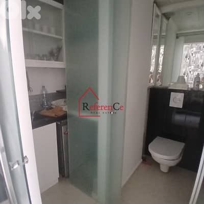 Office for sale in Dekwaneh مكتب تجاري للبيع الدكوانة