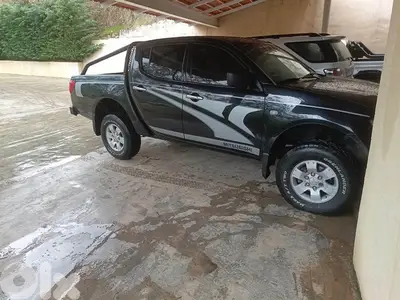 Mitsubishi L200 2012