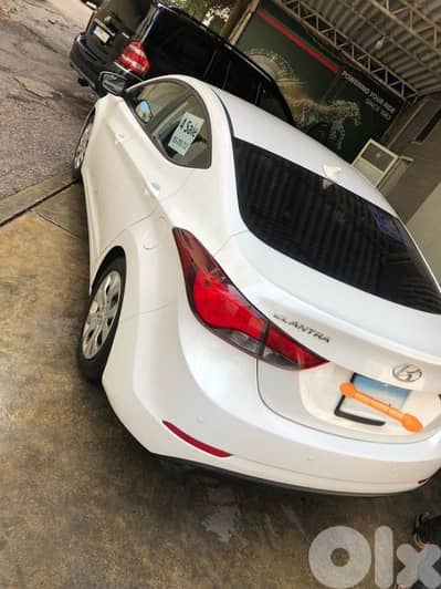 Hyundai Elantra 2015