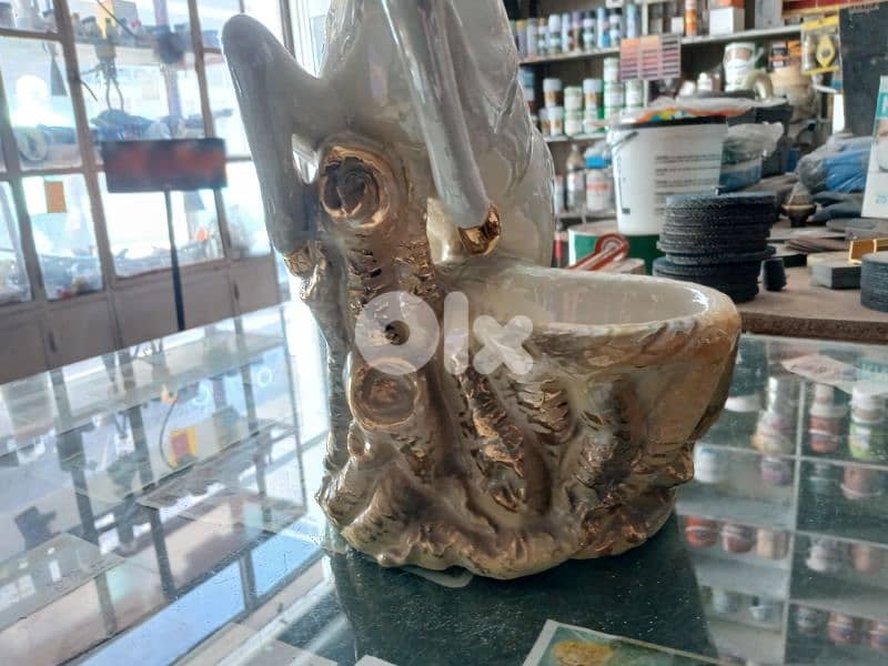 Rare Vintage Italian Ceramiche Stella Figurine – Signed in Gold 3
