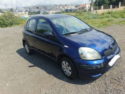 Toyota Echo 2005