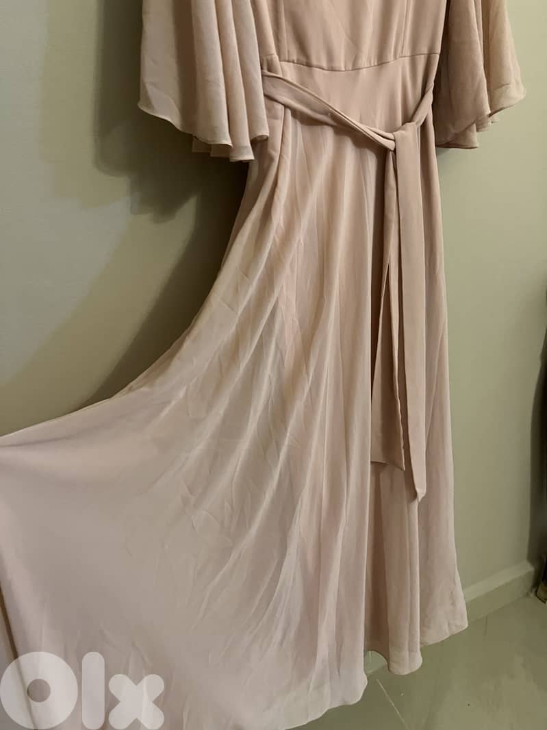 Blush Pink Flowy Dress with belt. 2
