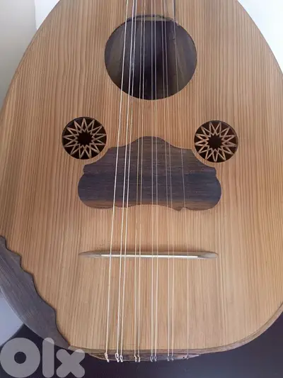 عود بحالة الجديد oud like new