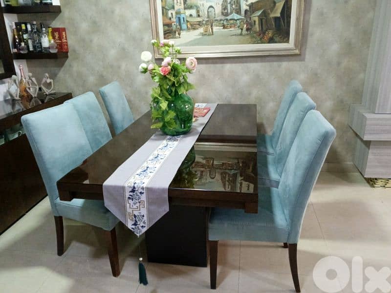 dinning table 0