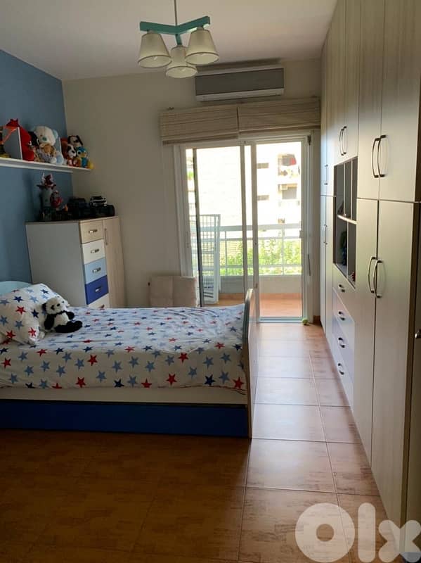 bedroom 0