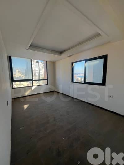 Apartment For Rent in Sakiet El Janzeer شقة للبيع في ساقية الجنزير