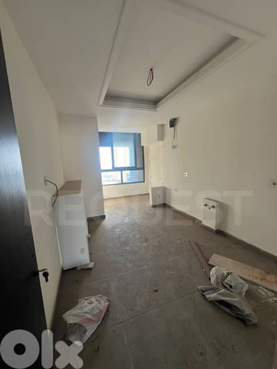 Apartment For Rent in Sakiet El Janzeer شقة للبيع في ساقية الجنزير