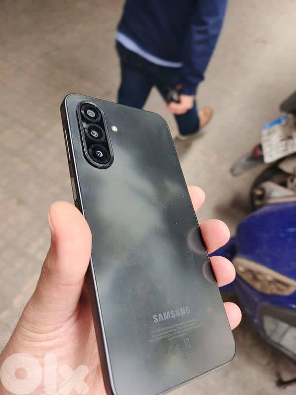 Samsung A17 0